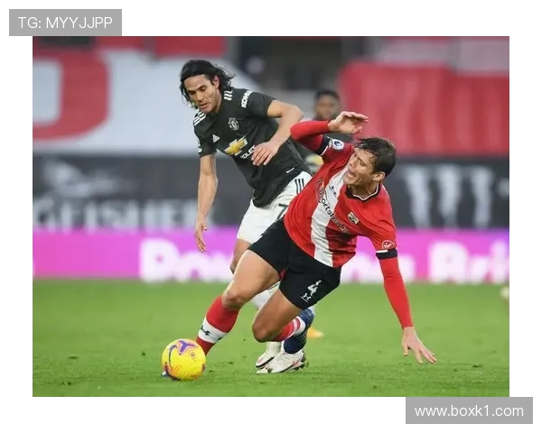 哲科与卡瓦尼在顶级联赛期转移射门空间形成结构变化