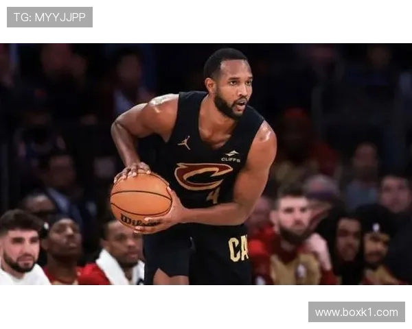 莫布里挡拆创造高效得分，较新秀同期展现更强内线统治力